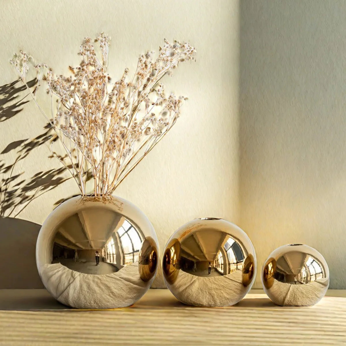 Luxury Galvanized Silver Ball Ceramic Vase Living Room Dining Table Art Vase Plant Flower Flower Arrangement Countertop Ornament