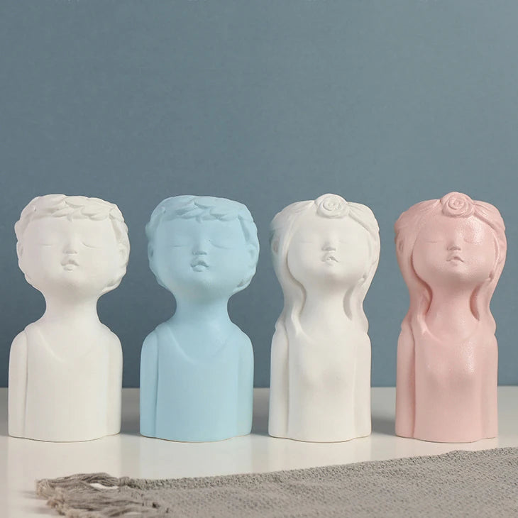 Cute Boy Girl Vase Ceramic Hydroponic Vase Dried Flower Decoration Flower Arrangement Desktop Ornament Home Office Decor