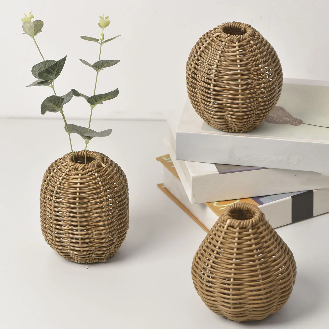 Decorative Imitation Rattan Vase Woven Decorative Table Vase for Dried Flower Home and Office Durability and Waterproof Decors