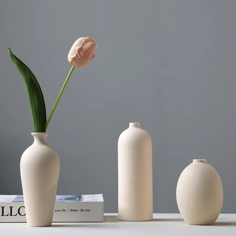 Nordic Simple Plain Ceramic Vase Modern White Beige Dried Flower Bottle Living Room Porch TV Cabinet Art Aesthetic Ornaments