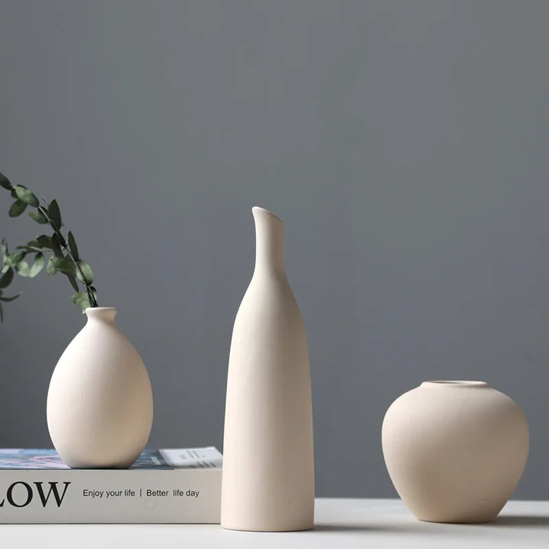 Nordic Simple Plain Ceramic Vase Modern White Beige Dried Flower Bottle Living Room Porch TV Cabinet Art Aesthetic Ornaments