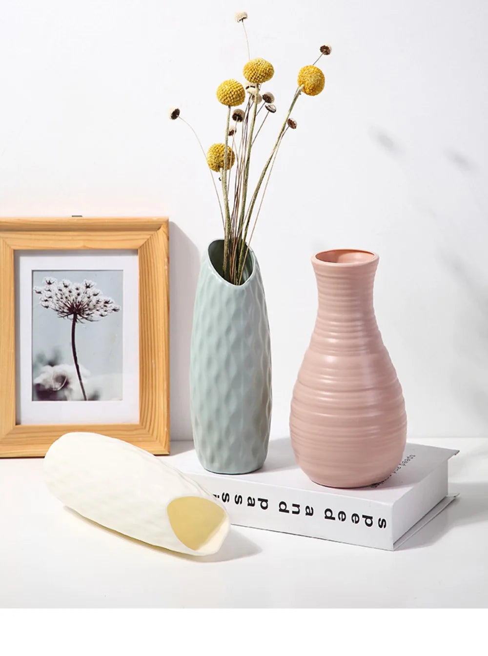 Unbreakable Vase for Flowers Ceramic Look Plastic Vase for Home Decor Living Room Table Wedding Party Living Room Decor Ornament