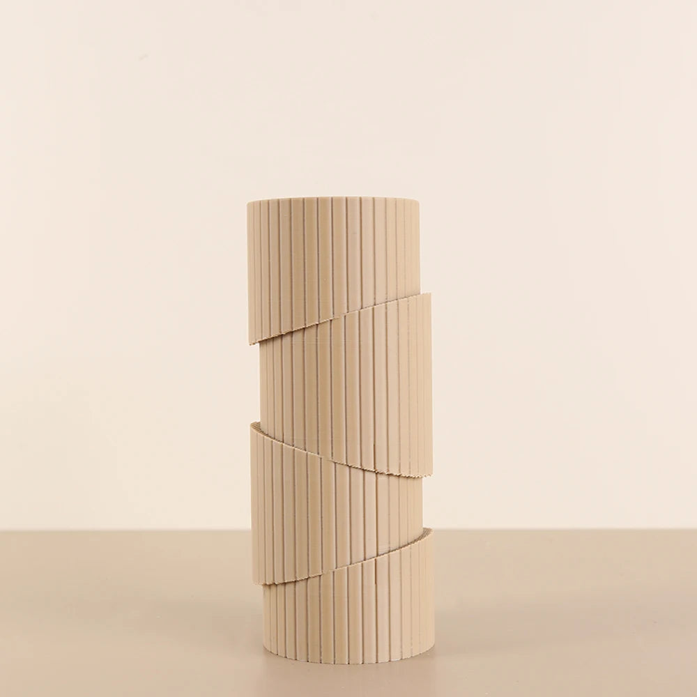 1 Piece of Spiral - striped Creative Vase, Multi - color (Blue/Green/Beige) Options, Fits Dried/Faux Flowers, Unique Twisted Sha