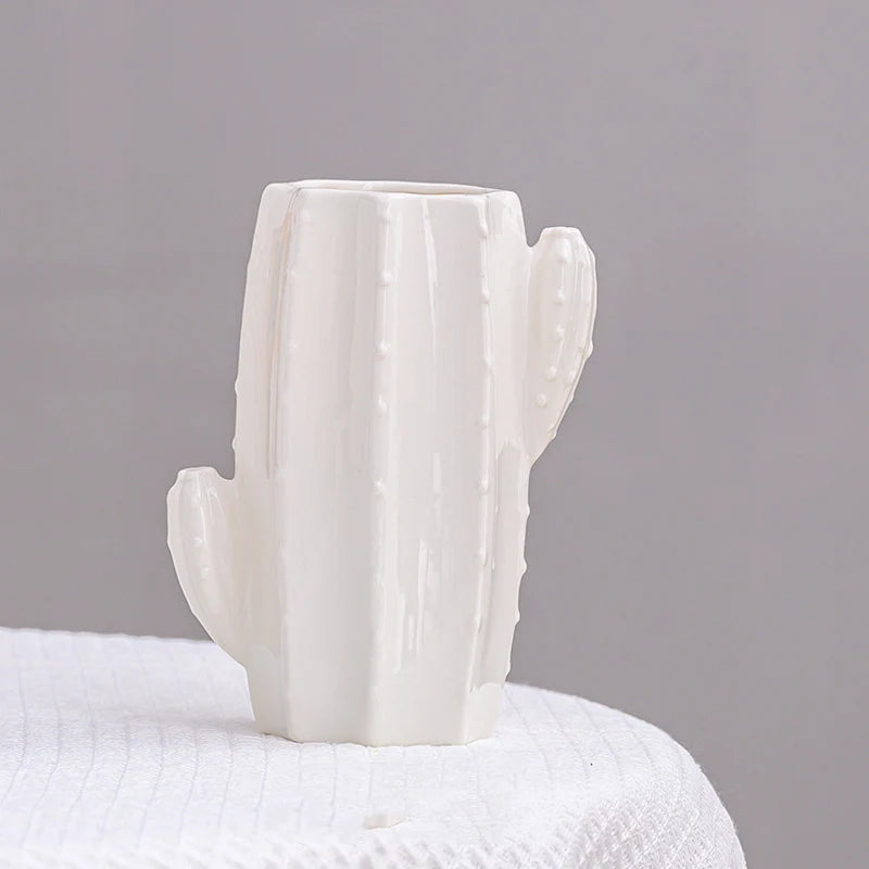 European style creative ceramic cactus vase decoration, dried flowers, hydroponic flowers, living room, pen holder, TV cabinet,