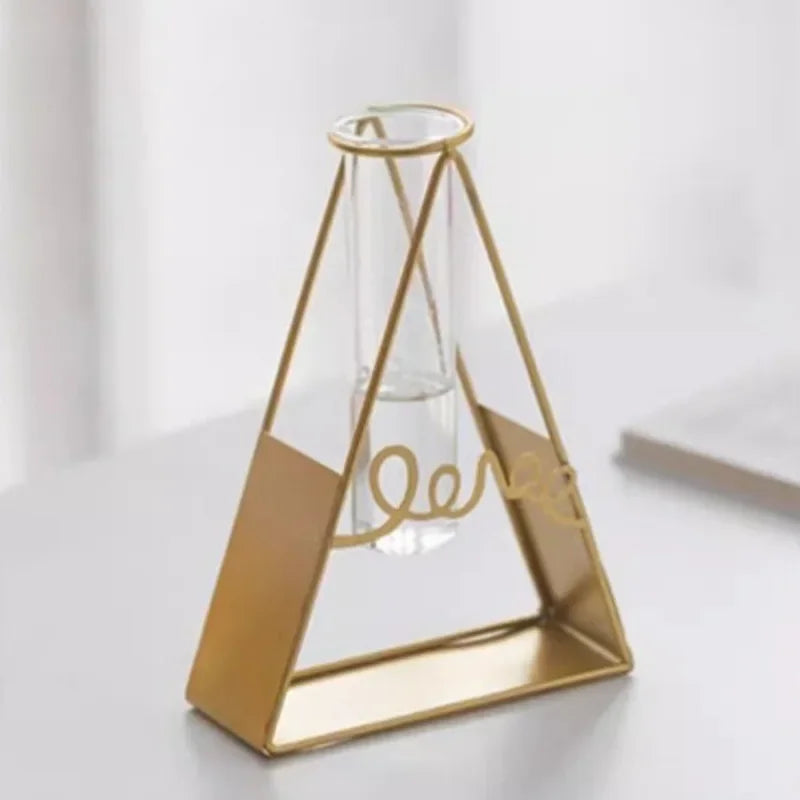 Nordic Style Creative Hydroponic Vase Tabletop Decoration Wrought Iron Frame Clear Glass Vase for Office Tabletop Decoration
