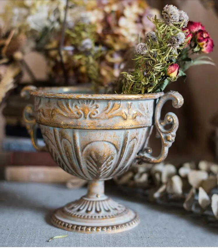 European Retro Iron Goblet Vase Decoration Home Livingroom Flower Arrangement Figurines Crafts Hotel Metal Flowerpot Ornaments