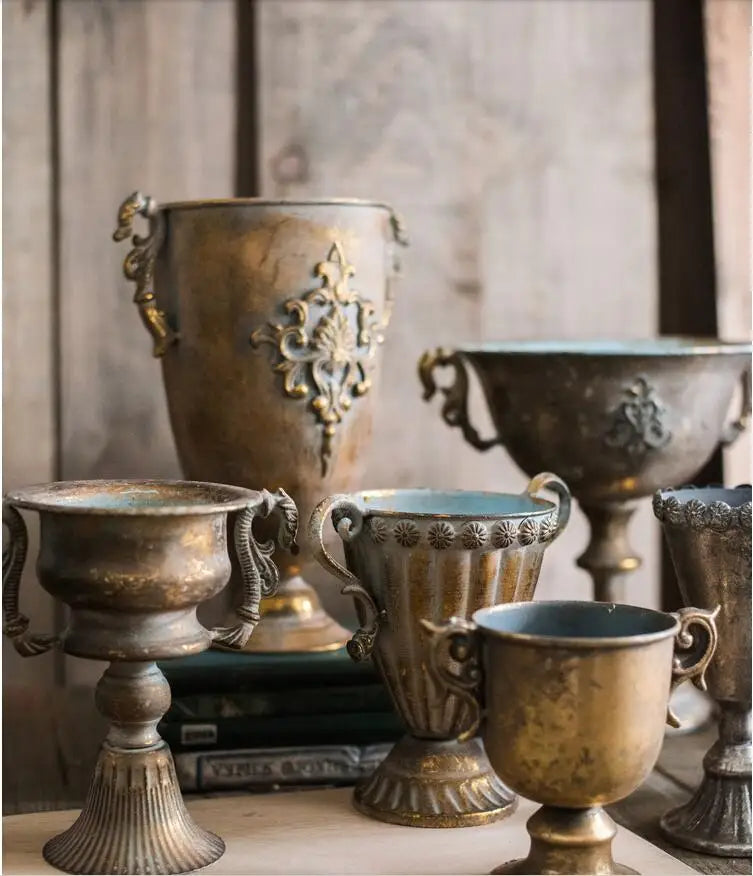 European Retro Iron Goblet Vase Decoration Home Livingroom Flower Arrangement Figurines Crafts Hotel Metal Flowerpot Ornaments