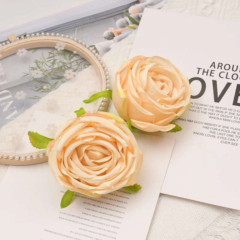 100pcs/7cm White Lily Artificial Silk Flower Heads DIY Wedding Decoration Party Wreath Scrapbooking Craft Fake Flowers