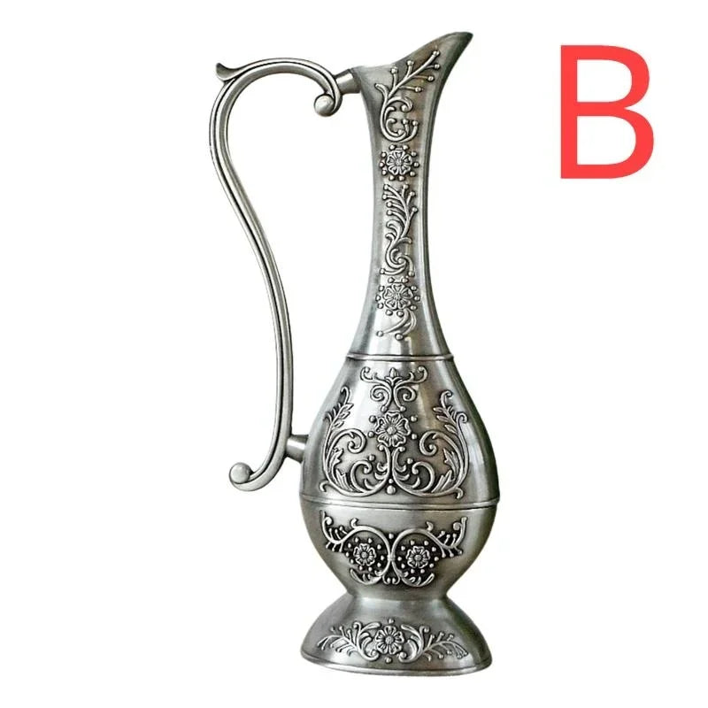 1Pcs Retro Style Flower Vase New Design Metal Brass Vases European Modern Hot Sale Flower Bottle Household Grow Flowers Supplies
