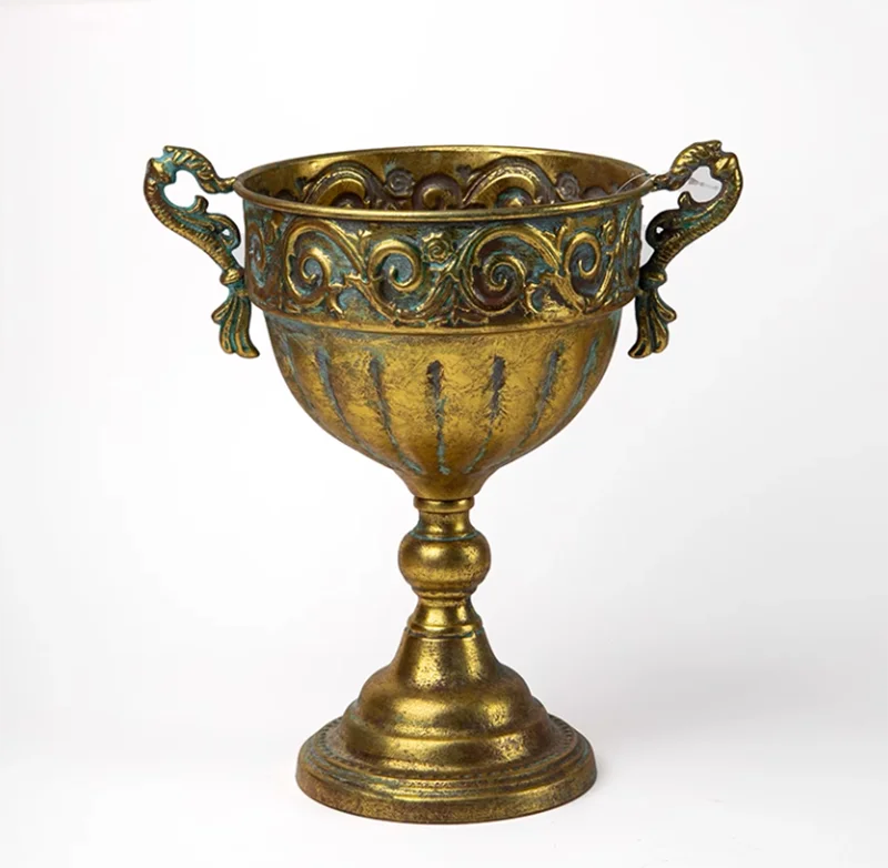 European Golden Retro Iron Vase Flower Arrangement Vessel Decoration Home Room Ornaments Wedding Banquet Table Accessories Items