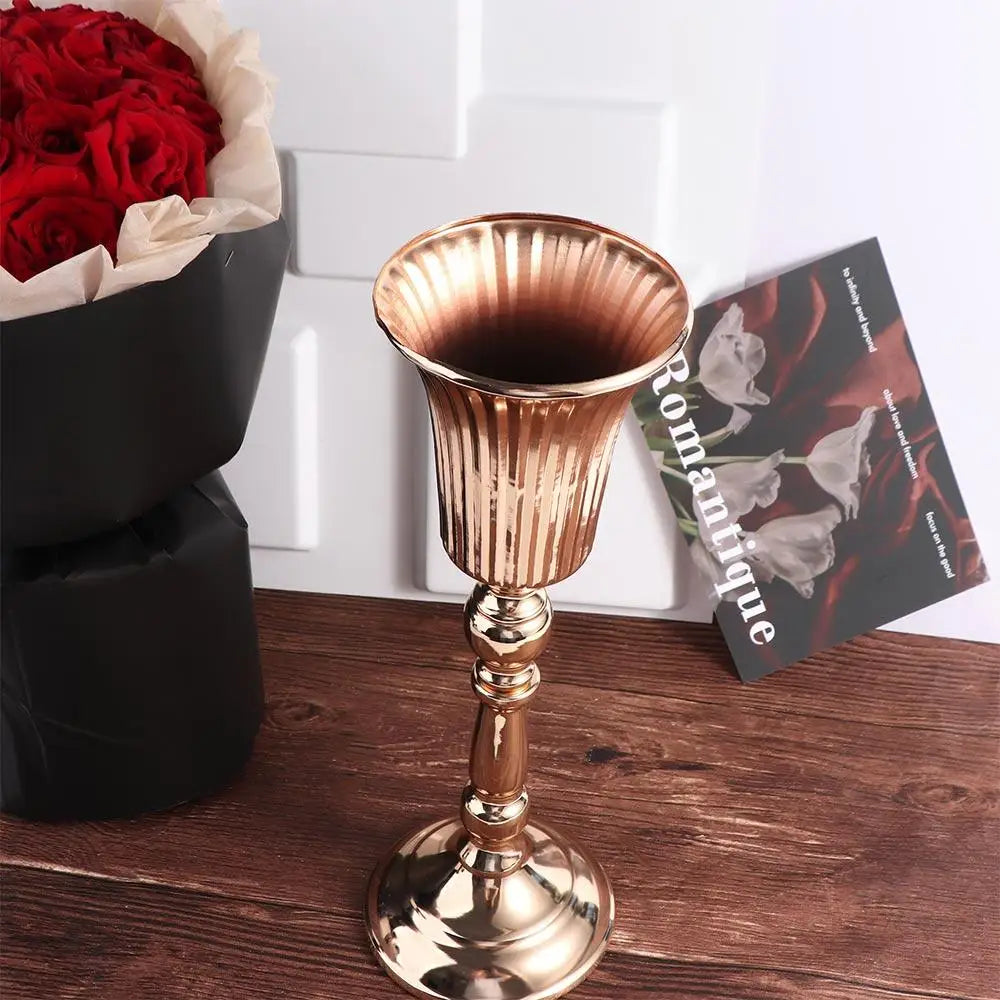 European Style Wrought Iron Gold Iron Vase FIower Art Anti-fall Wedding Photo Props Golden Simulated Flower Holders Table Decor