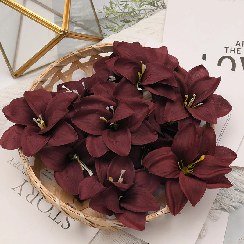 100pcs/7cm White Lily Artificial Silk Flower Heads DIY Wedding Decoration Party Wreath Scrapbooking Craft Fake Flowers