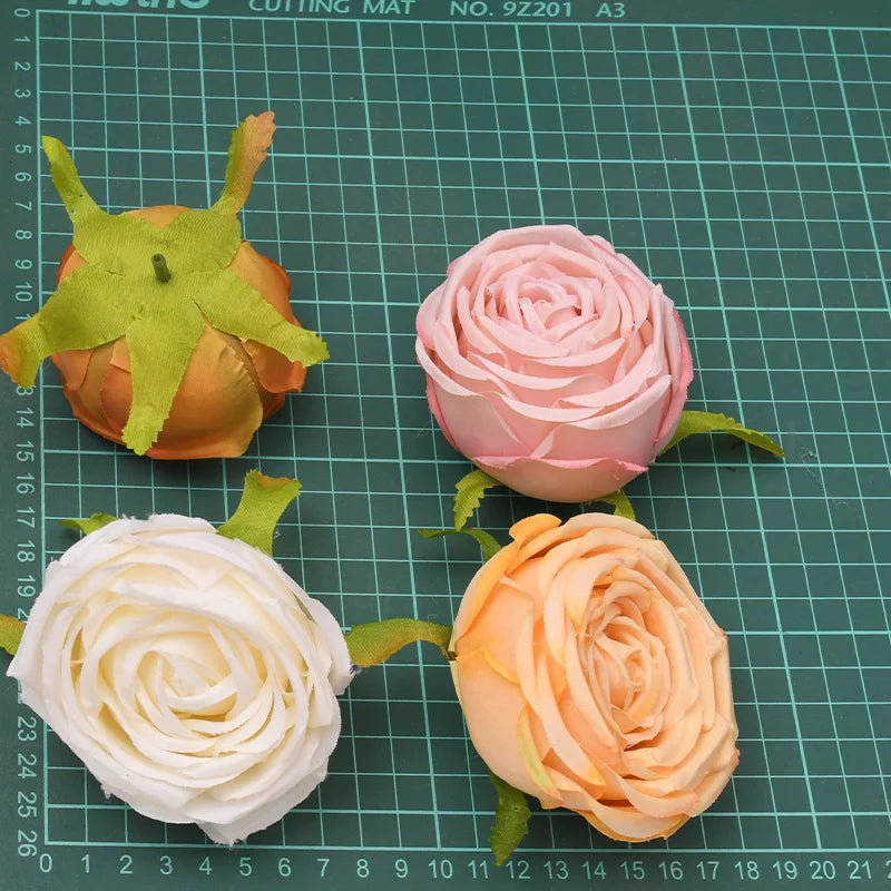 100pcs/7cm White Lily Artificial Silk Flower Heads DIY Wedding Decoration Party Wreath Scrapbooking Craft Fake Flowers
