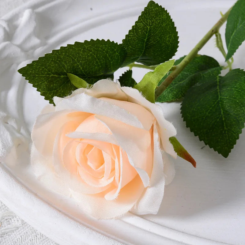 Artificial Flowers Bouquet Red Flannel/Silk Fake Rose Flower for Wedding Home Table Decoration Christmas Valentine's Day Gift