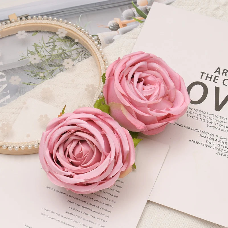 100pcs/7cm White Lily Artificial Silk Flower Heads DIY Wedding Decoration Party Wreath Scrapbooking Craft Fake Flowers