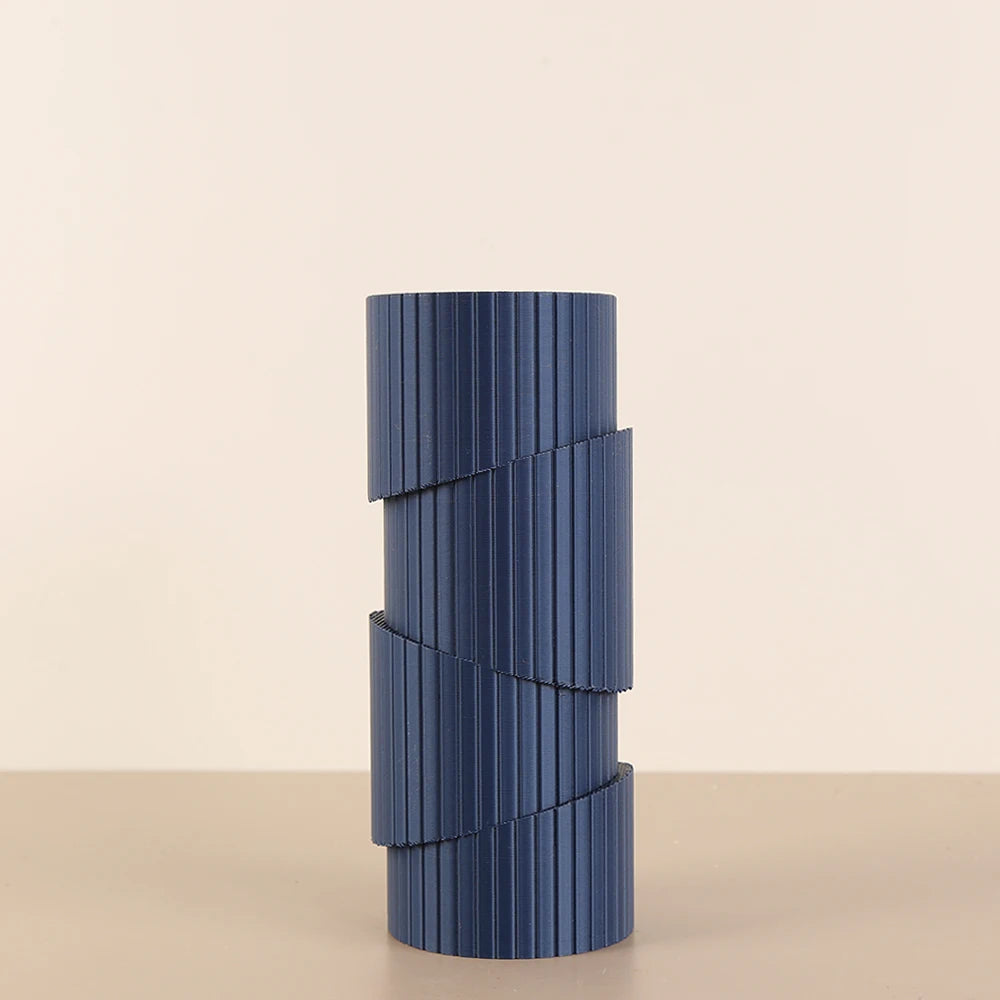 1 Piece of Spiral - striped Creative Vase, Multi - color (Blue/Green/Beige) Options, Fits Dried/Faux Flowers, Unique Twisted Sha