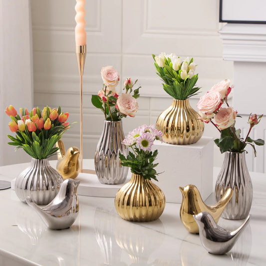 XIYA FLOWER Unique Geometric Vase Modern and Minimalist Style Ceramic Craftsmanship Gold Silver Festival Home Decor