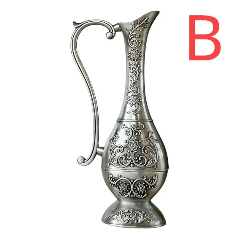1Pcs Retro Style Flower Vase New Design Metal Brass Vases European Modern Hot Sale Flower Bottle Household Grow Flowers Supplies