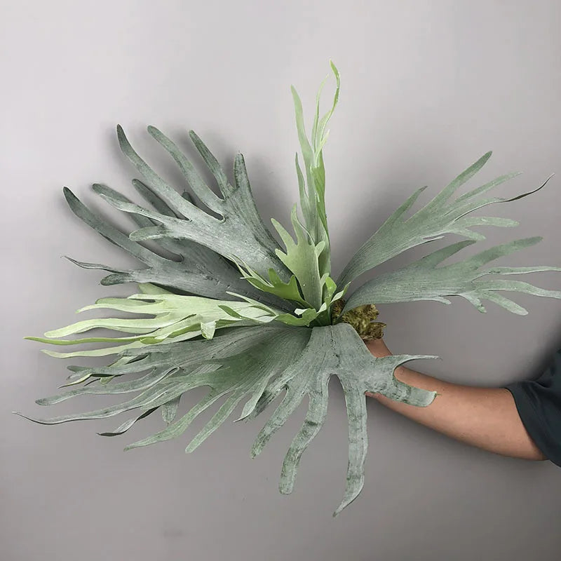 New Artificial Deer Antler Leaves Pteridophyte Artificial Flower Succulents Plants for Home Wedding Outdoor Floor Decoration