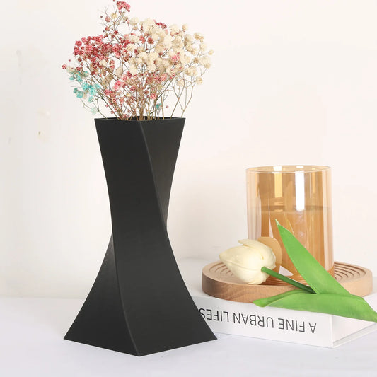 1 PC 3D printed decorative vase, black geometric minimalist vase ornament, dried flower vase, innovative art decoration