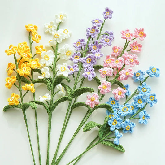 Don't forget me, the creative combination of finished woven bouquets with simulated flowers is a pure handmade gift