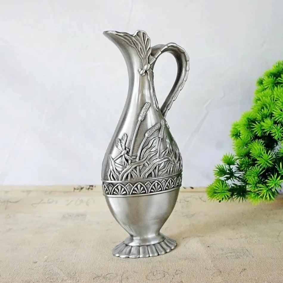 1Pcs Retro Style Flower Vase New Design Metal Brass Vases European Modern Hot Sale Flower Bottle Household Grow Flowers Supplies