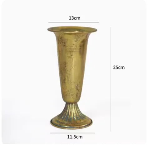 European Retro Iron Goblet Vase Decoration Home Livingroom Flower Arrangement Figurines Crafts Hotel Metal Flowerpot Ornaments