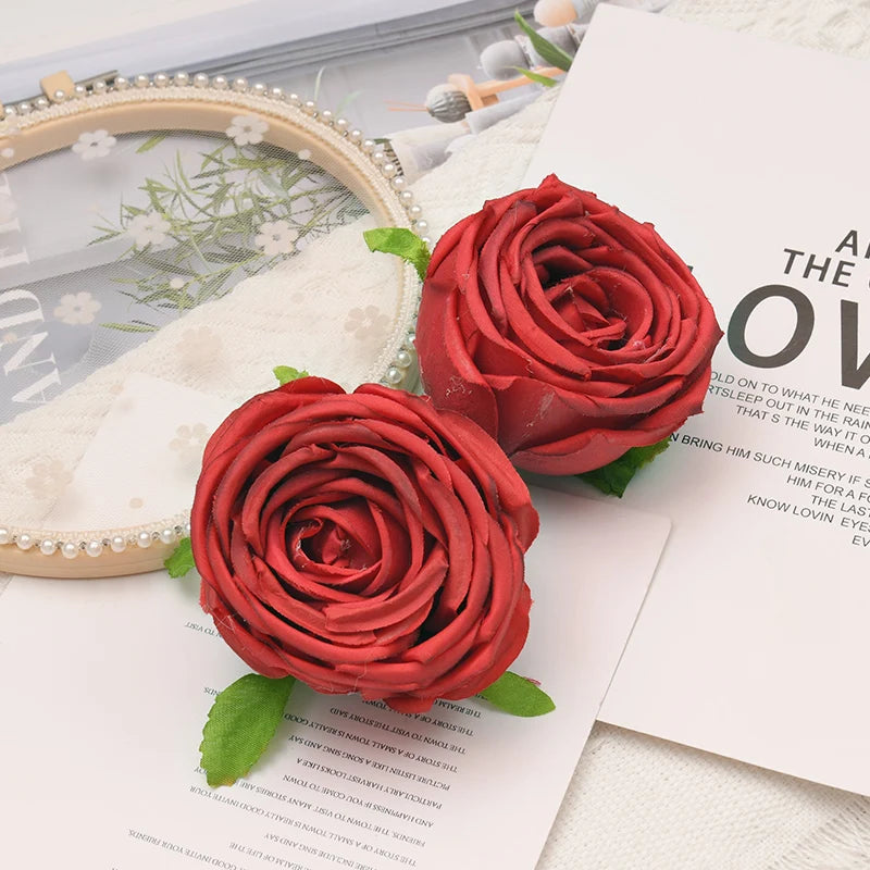 100pcs/7cm White Lily Artificial Silk Flower Heads DIY Wedding Decoration Party Wreath Scrapbooking Craft Fake Flowers